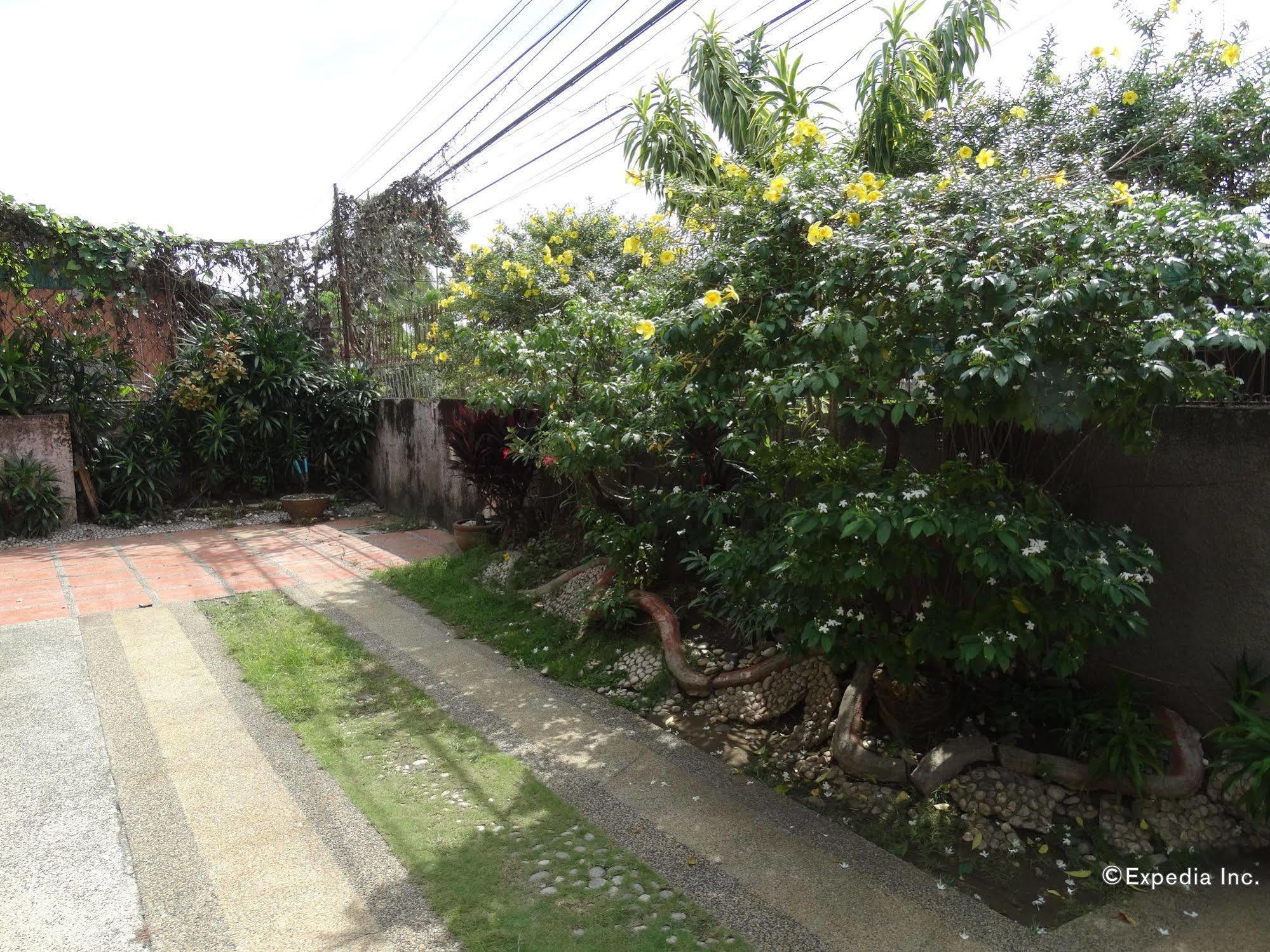 Casa Ruby Pension House Davao Bagian luar foto